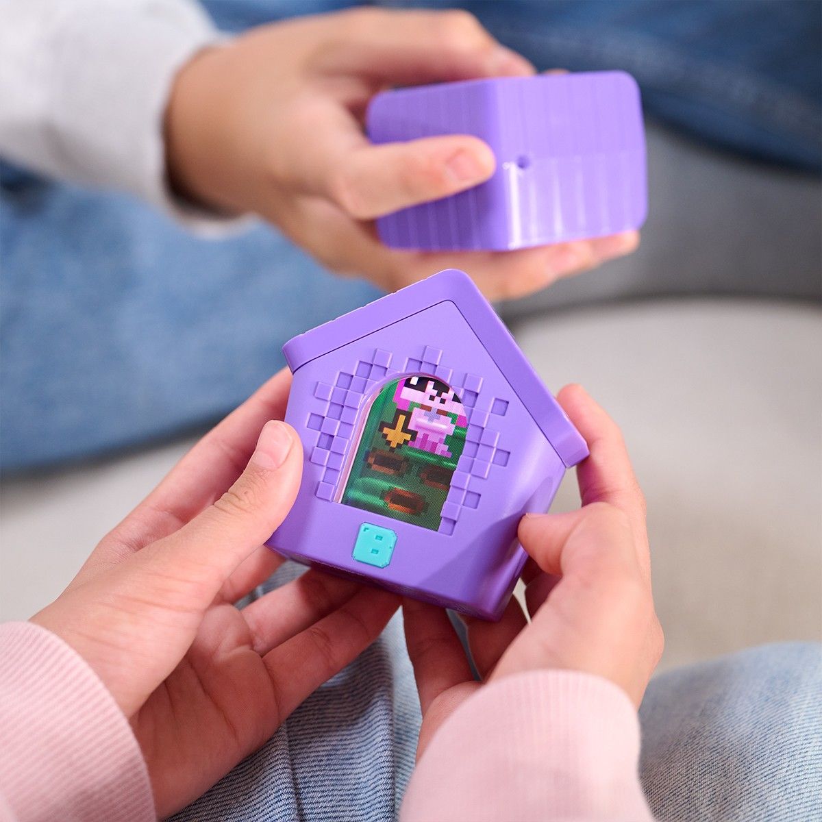 Интерактивная игрушка с виртуальными цифровыми героями Bitzee - Дом собачек  фото 10