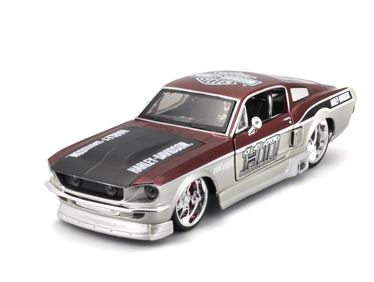 Машинка іграшкова Harley-Davidson 1967 Ford Mustang GT, масштаб 1:24, мет. червоний/срібний  фото 11