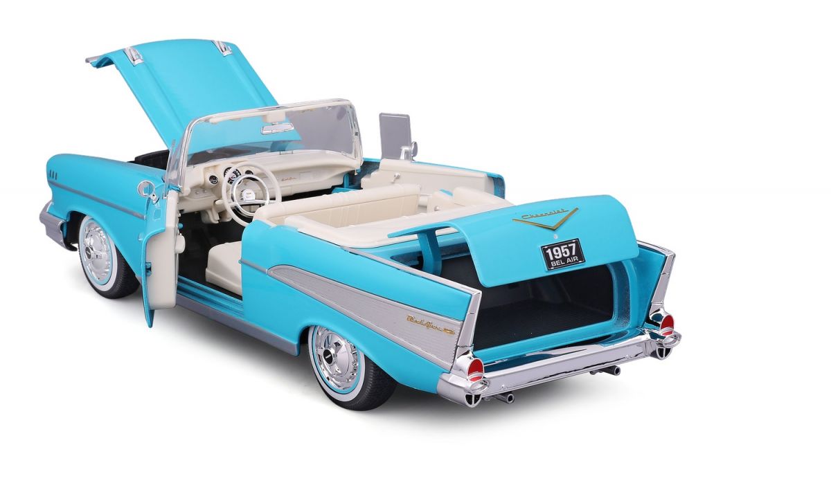 Машинка іграшкова 1957 Chevrolet Bel Air Convertible, масштаб 1:18  фото 11