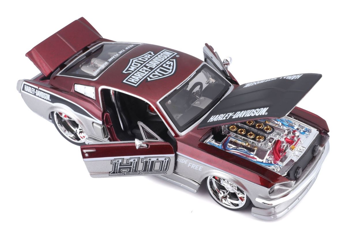 Машинка іграшкова Harley-Davidson 1967 Ford Mustang GT, масштаб 1:24, мет. червоний/срібний  фото 17