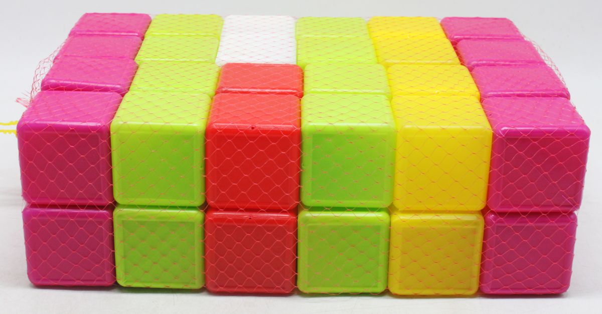 Кубики разноцветные, 48 штук