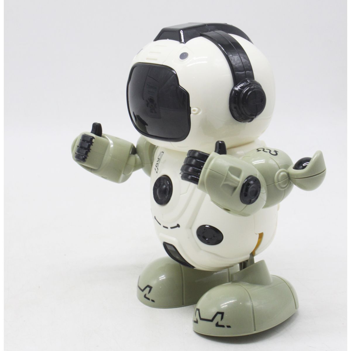 Робот "Dance Robot" Робот "Dance Robot"