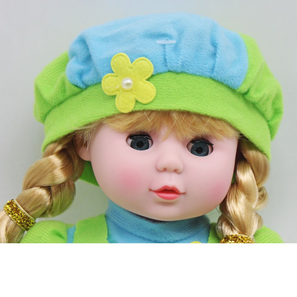 Мʼяка лялька "Lovely doll" (зелена)