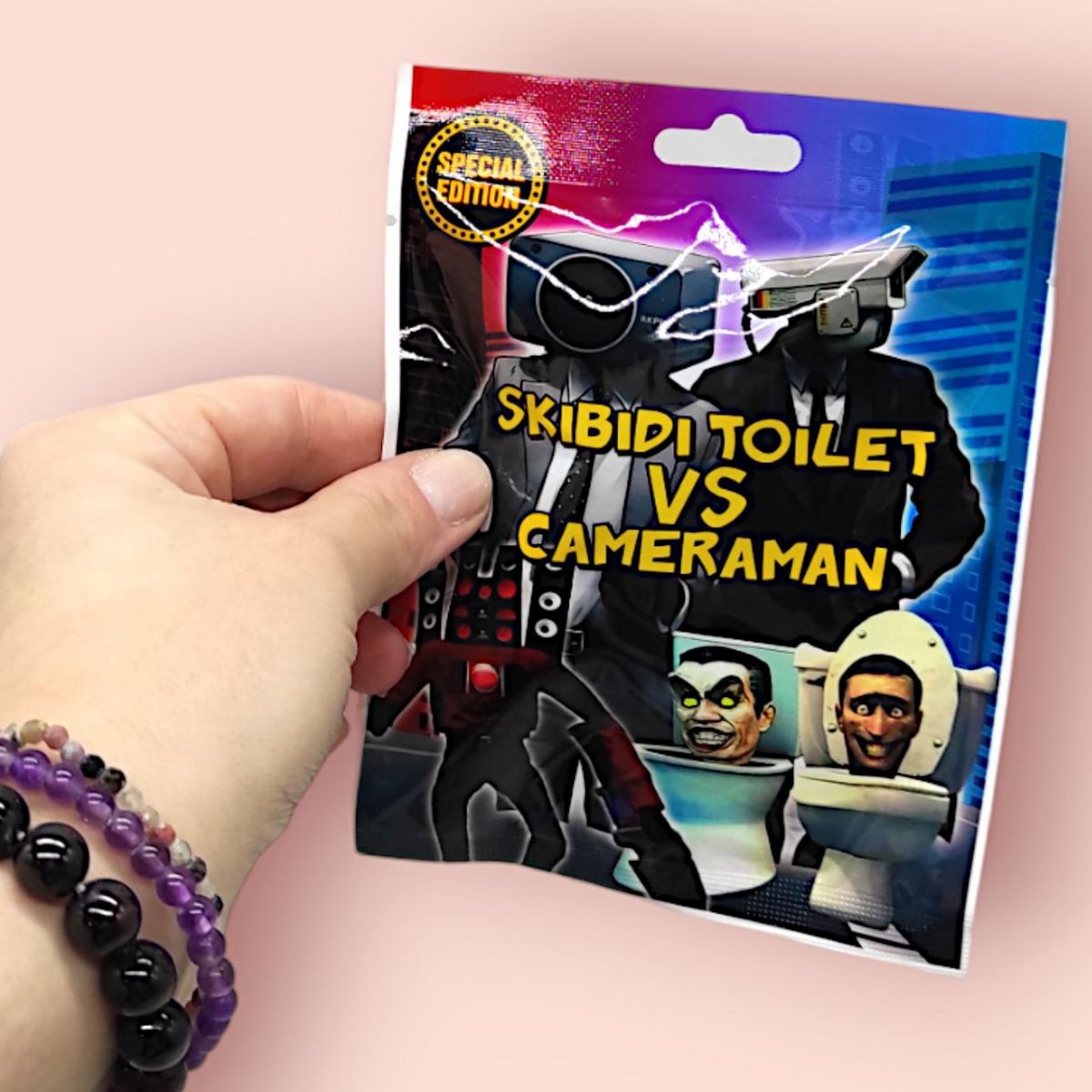 Фигурка-сюрприз с карточками "Skibidi Toilet"