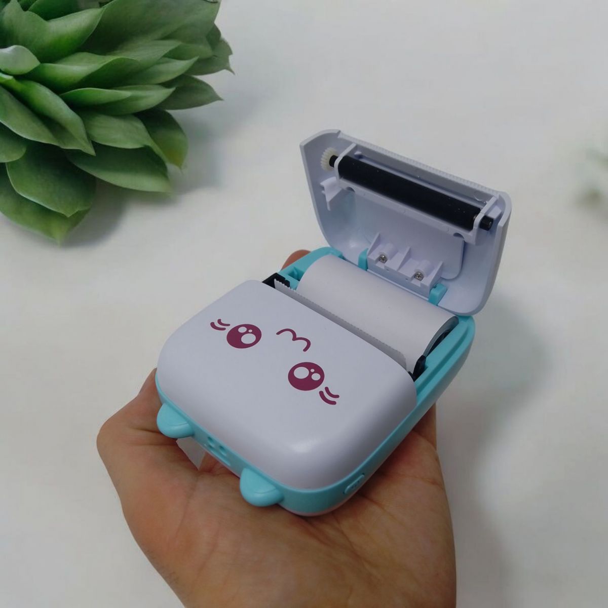 Термопринтер, чорно-білий колір друку, Bluetooth, USB-кабель, 11 рулонів термпопаперу, інструкція, маркери  фото 2
