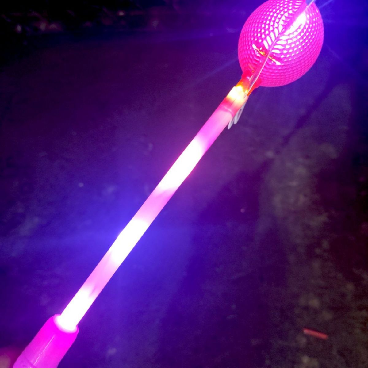 Паличка-світяшка рожева "Кицька" (40 см. )