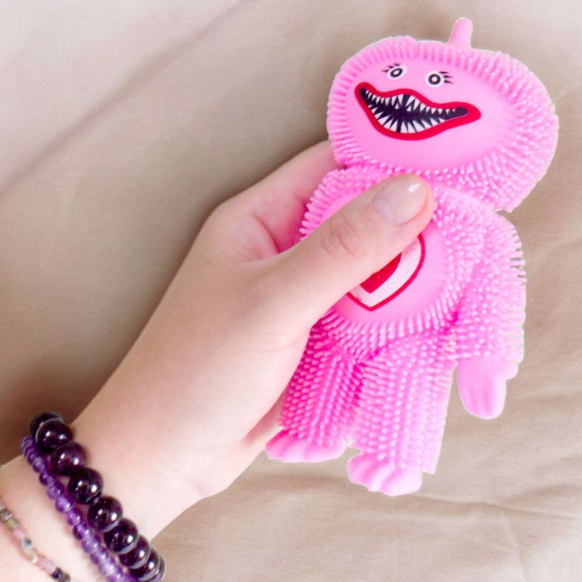 Іграшка-світяшка "Хагі Вагі" (13,5 см. ), рожевий