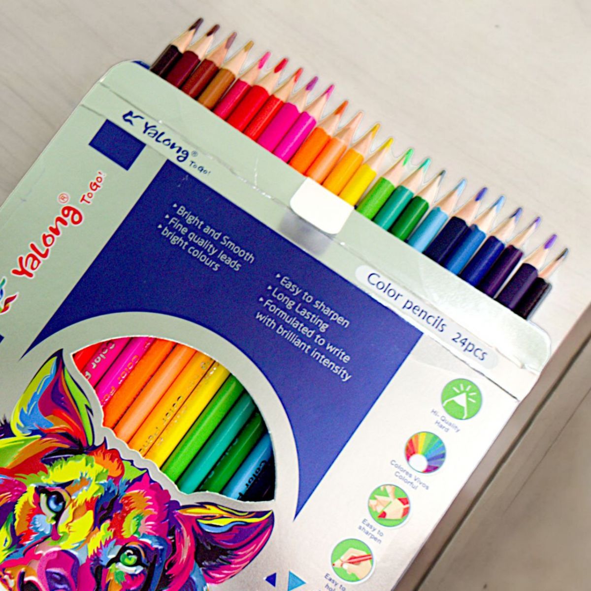 Набір кольорових олівців "Кольорові мазки" 24 кол (33324)