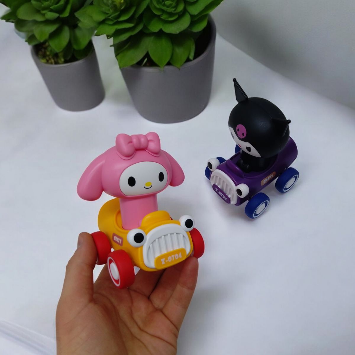 Машинка заводна аніме "Sanrio" Куромі