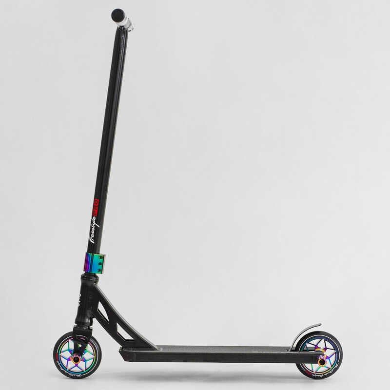 Самокат трюковий "Best Scooter" (HIC-система, ПЕГИ, алюмінієвий диск та дека, колеса PU, d=120 мм, ширина керма 58 см) фото 2 Самокат трюковий "Best Scooter" (HIC-система, ПЕГИ, алюмінієвий диск та дека, колеса PU, d=120 мм, ширина керма 58 см) фото 2