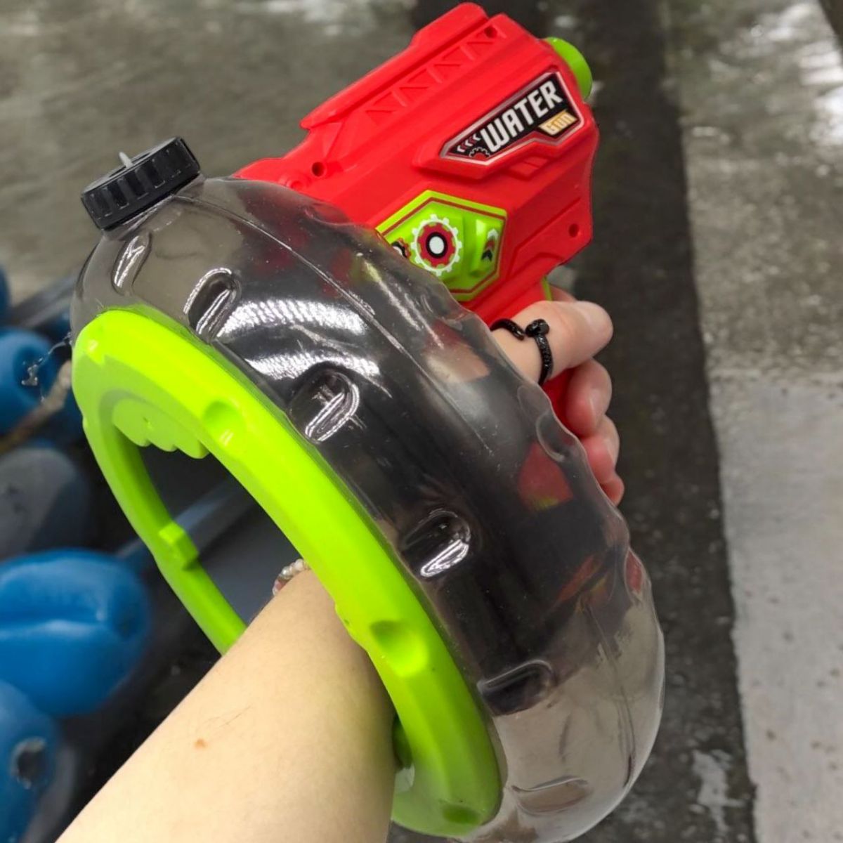Водний пістолет "Water gun" (червоний) фото 2 Водний пістолет "Water gun" (червоний) фото 2