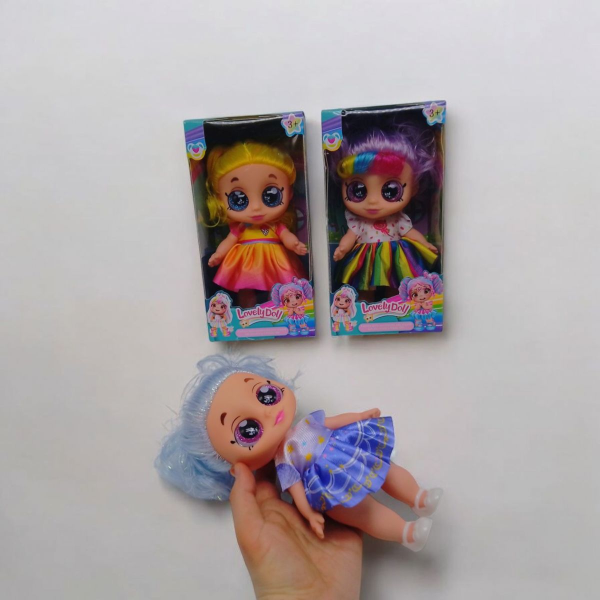 Лялька "Lovely Doll", 22 см, підсвічування, весела пісенька (веселкова) фото 2 Лялька "Lovely Doll", 22 см, підсвічування, весела пісенька (веселкова) фото 2