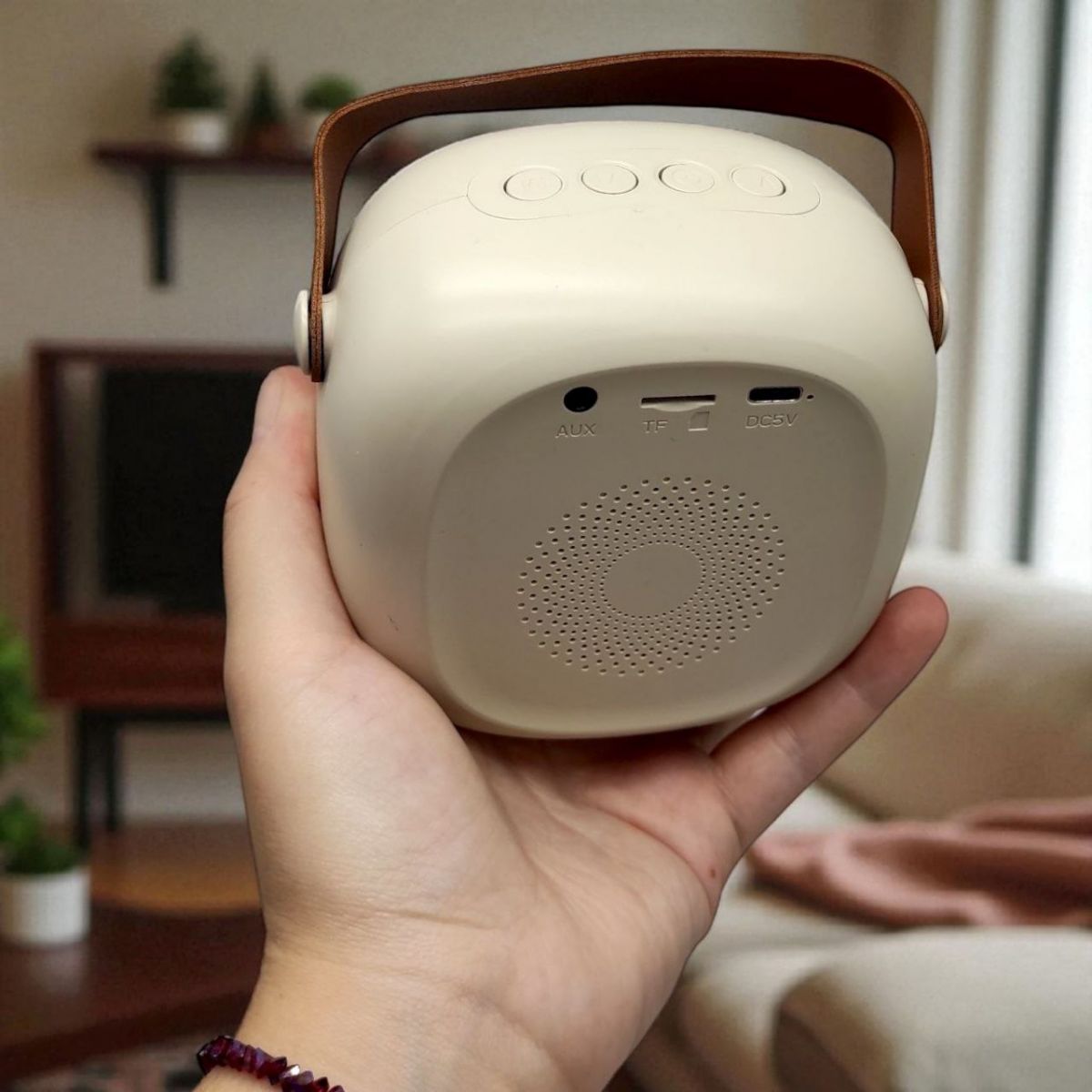 Колонка (2 микрофона, bluetooth, подсветка, изменение голоса, type-c, слот для карты памяти, разъем AUX) фото 2 Колонка (2 микрофона, bluetooth, подсветка, изменение голоса, type-c, слот для карты памяти, разъем AUX) фото 2