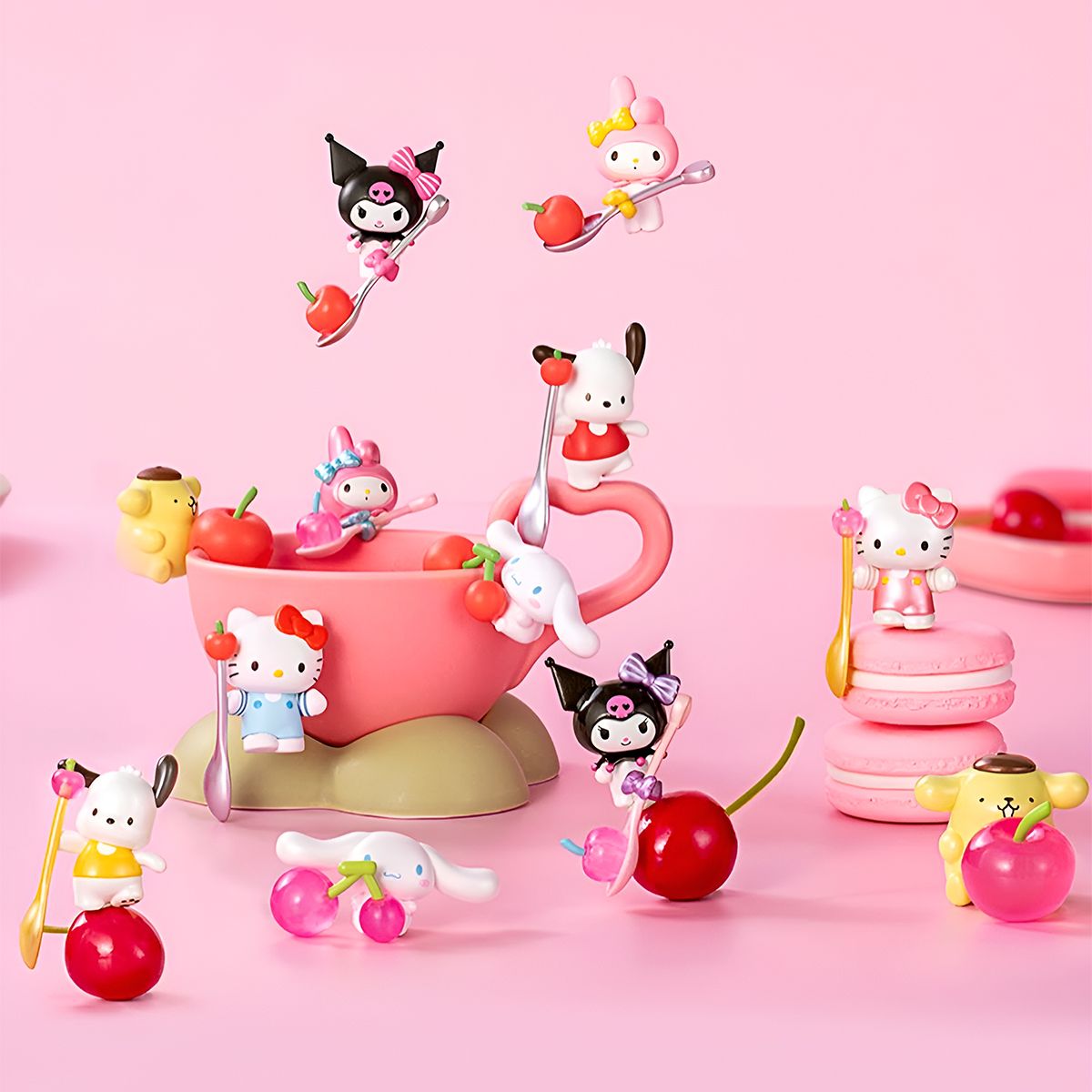 Фігурка-сюрприз "POP TOP. HELLO KITTY ТА ДРУЗІ – ВИШЕНЬКИ" (мікс виді) фото 2 Фігурка-сюрприз "POP TOP. HELLO KITTY ТА ДРУЗІ – ВИШЕНЬКИ" (мікс виді) фото 2