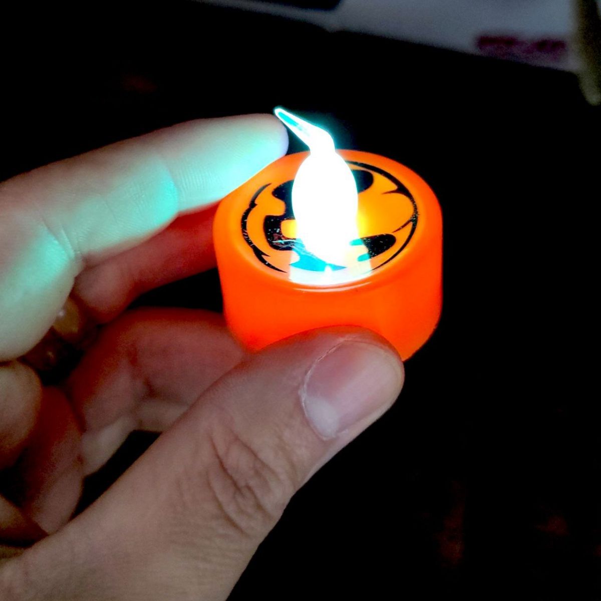 Свічка LED "Halloween" 3,5 * 4см (мікс) фото 2 Свічка LED "Halloween" 3,5 * 4см (мікс) фото 2