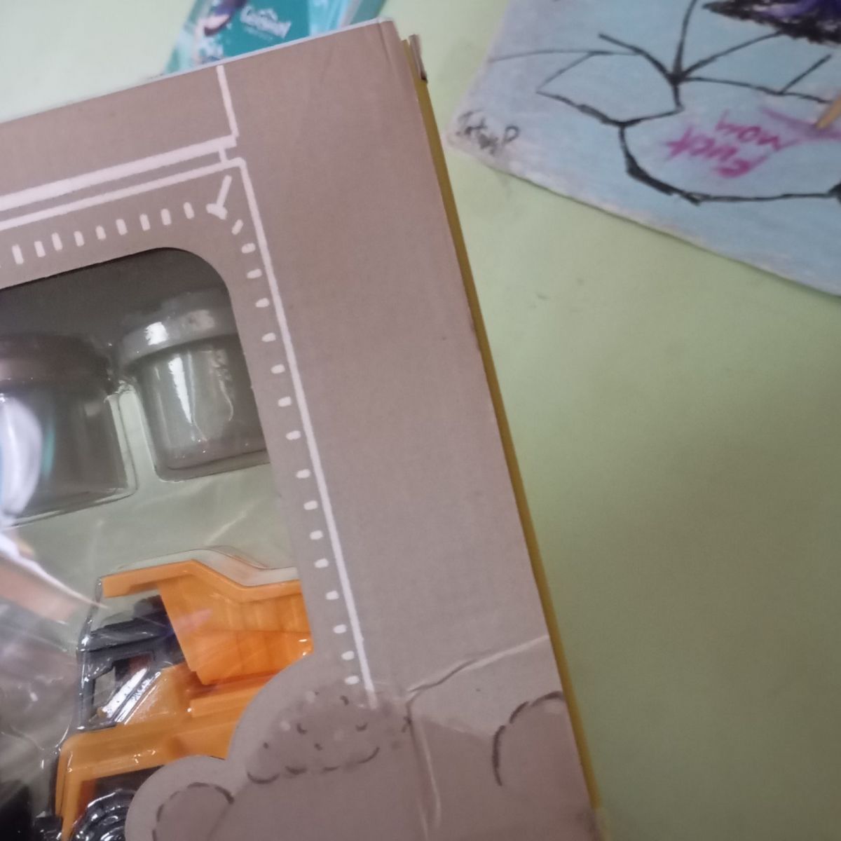 Уцінка.  Тісто для ліплення CN 2617-1 будівельний майданчик, машинки-конструктори, 6 кольорів тіста, аксесуари, наліпки, в коробці   - Примʼята упаковка  фото 2