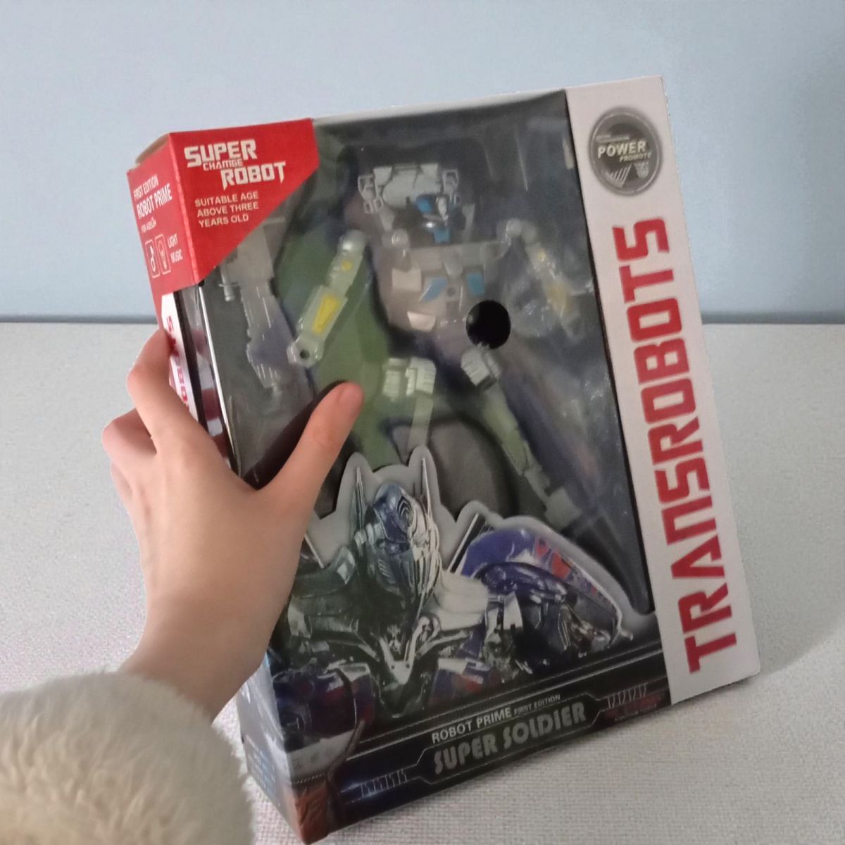 Трансформер, світло.  звук, аксесуари, у коробці 30х24х8*5 см.  фото 2