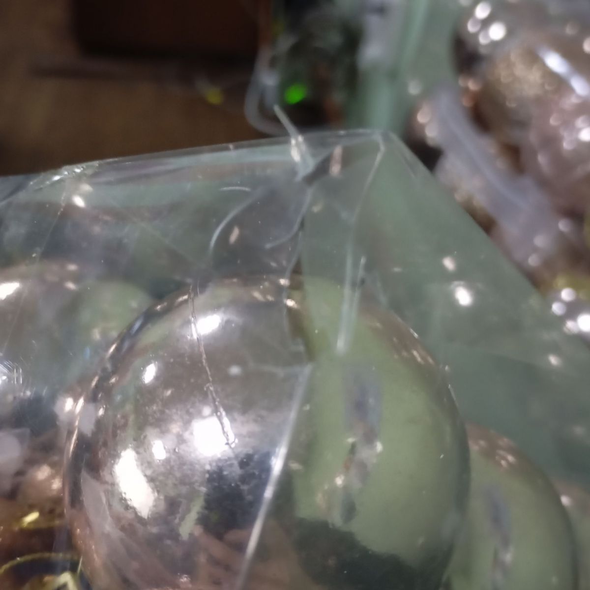 Уценка.  Новогодние украшения.  24 штук, шарики, D=5,5 см, в слюде - Повреждена упаковка  фото 2