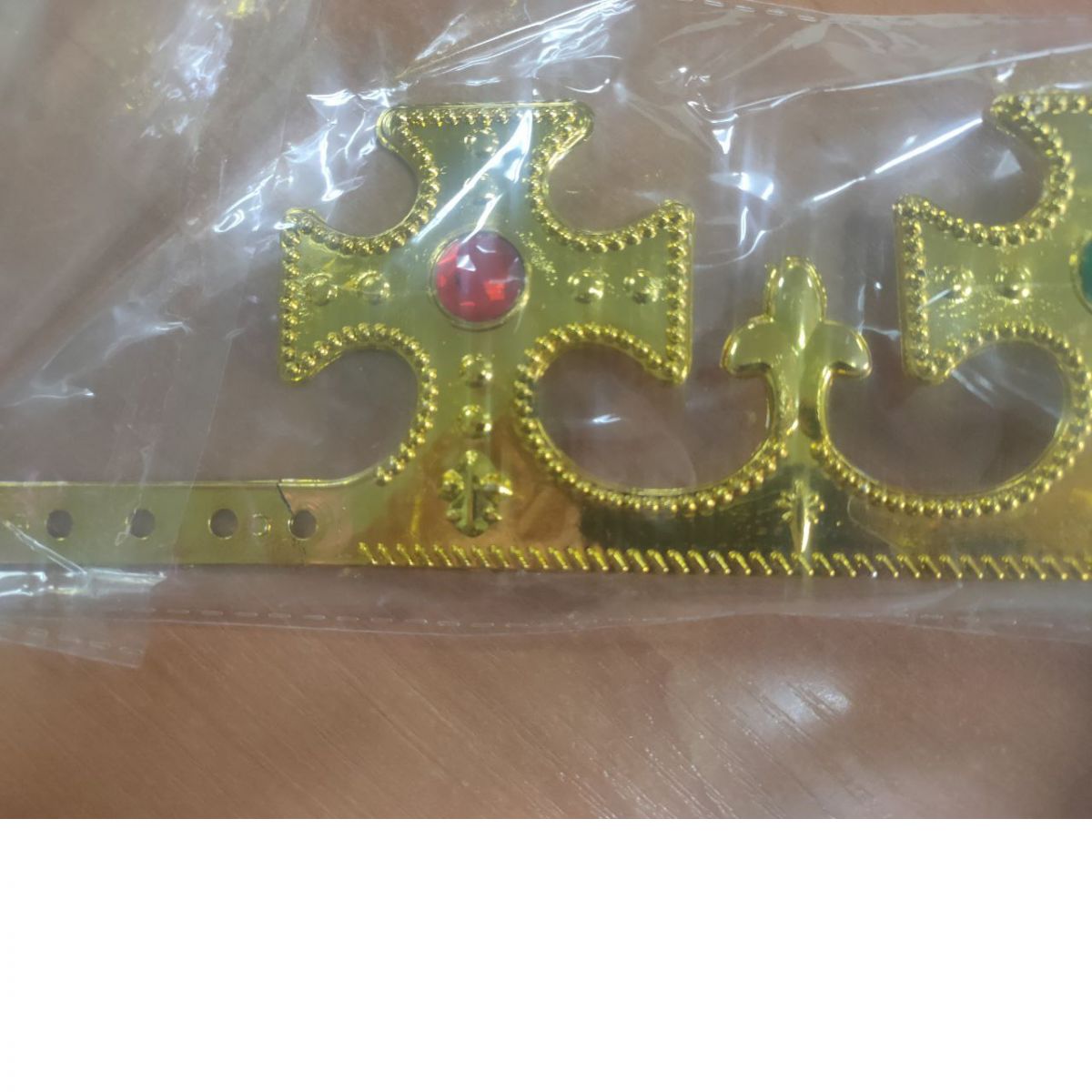 Уценка.  Корона праздничная Короля золото Треснуто крепление  фото 2