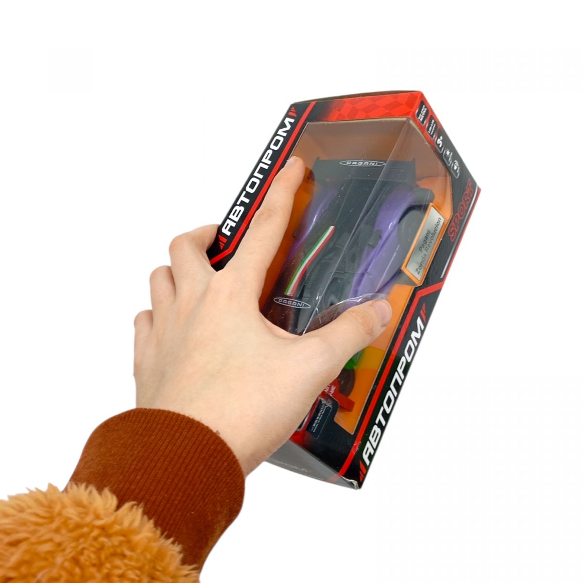 Машина мет.  1:32 "Pagani Zonda Revolucion", батар. , світ. , звук, відкр. двері, короб. 18 * 9 * 8 см  фото 2