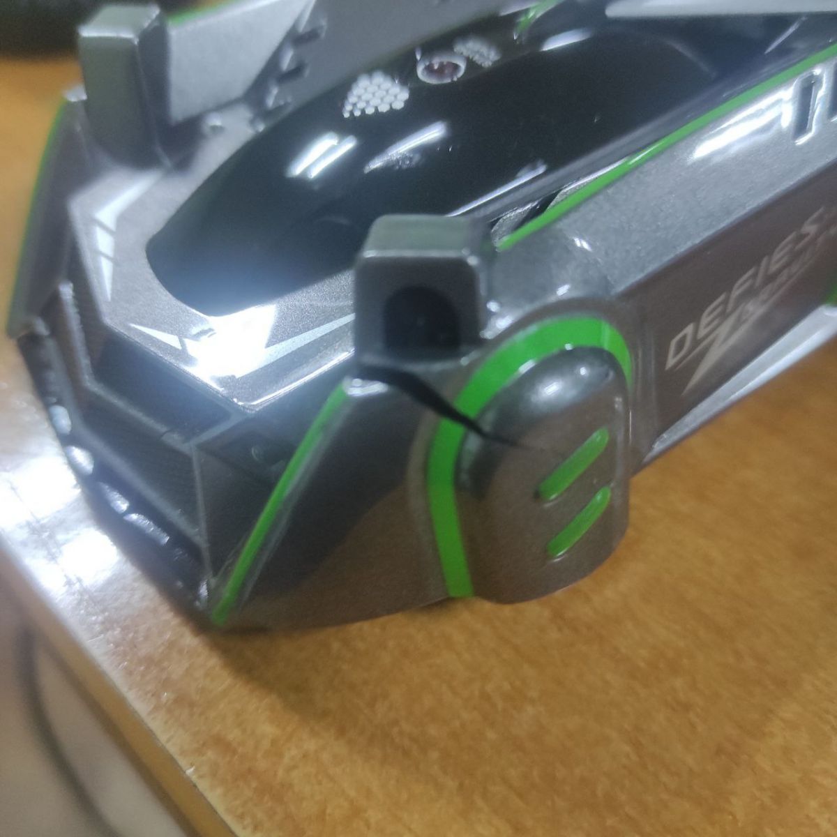 Уценка.  Машинка на радиоуправлении "Стенолаз", лазерный пульт (зеленая) Битый корпус  фото 2