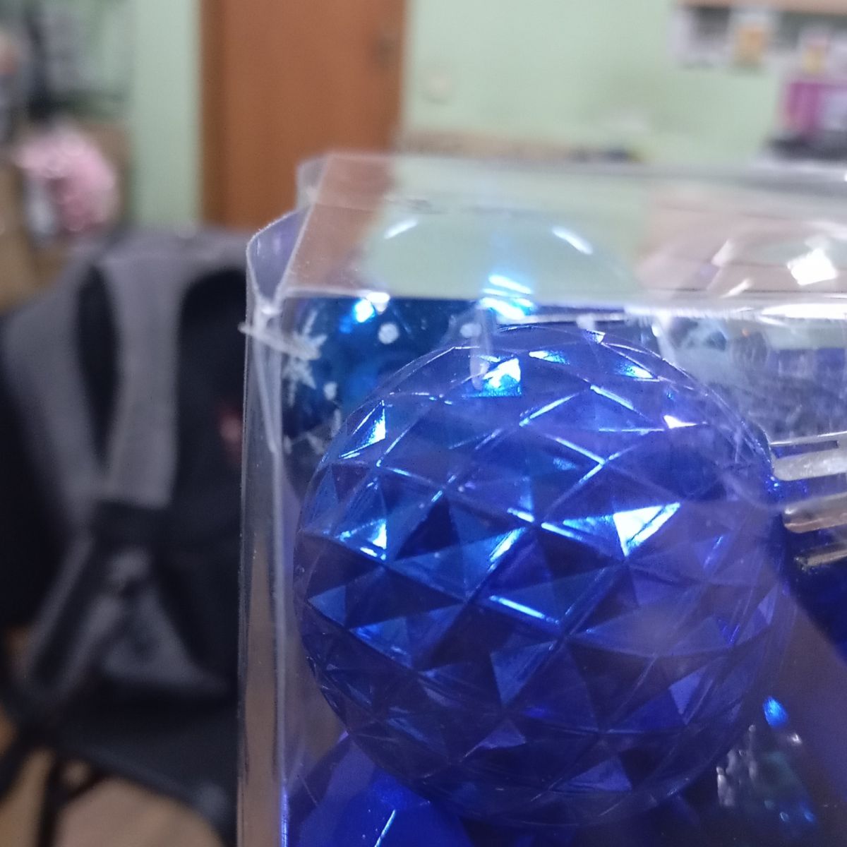 Уцінка.  Новорічні прикраси, 34 штуки, кульки, у слюді   - Пошкоджене пакування  фото 2