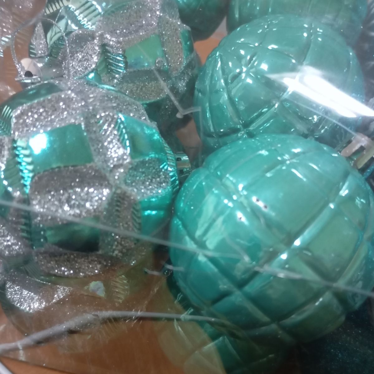 Уценка.  Новогодние украшения, 24 штук, шарики, D=5,5 см, в слюде - Повреждена упаковка  фото 2