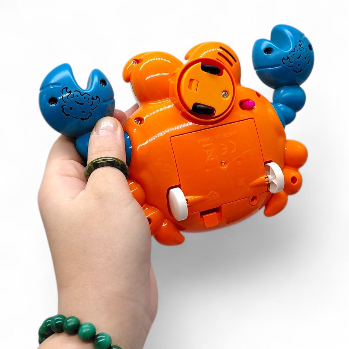 Краб танцующий, на батарейках, в коробке  фото 2