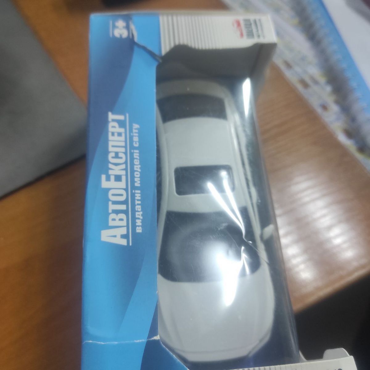 Уценка.  Машинка "Авто Эксперт", 1:32, звук, свет, инерция, открывается дверь (БЕЛЫЙ) Повреджена упаковка  фото 2