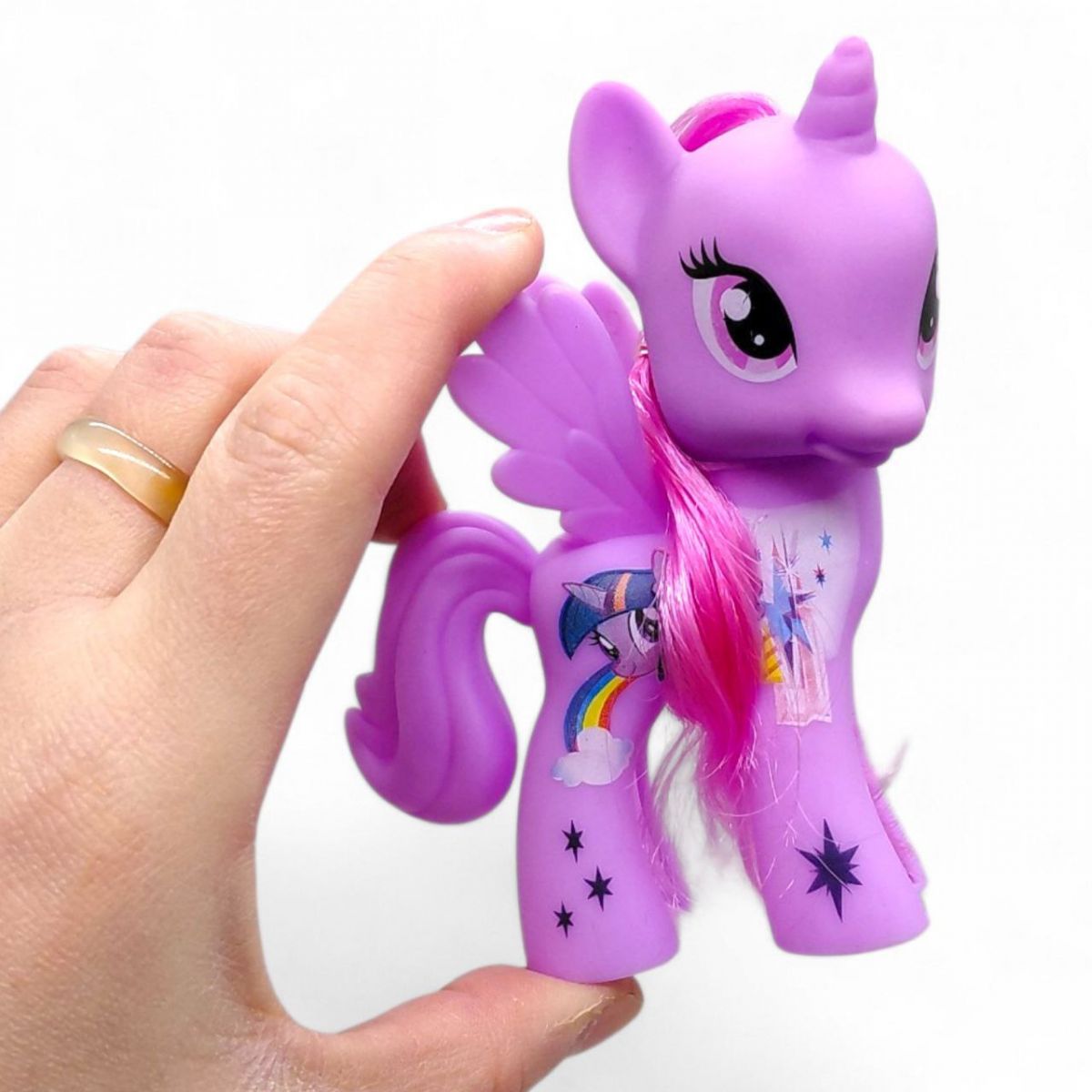 Ігрова фігурка Мила поні (ФІОЛЕТОВА)  фото 2