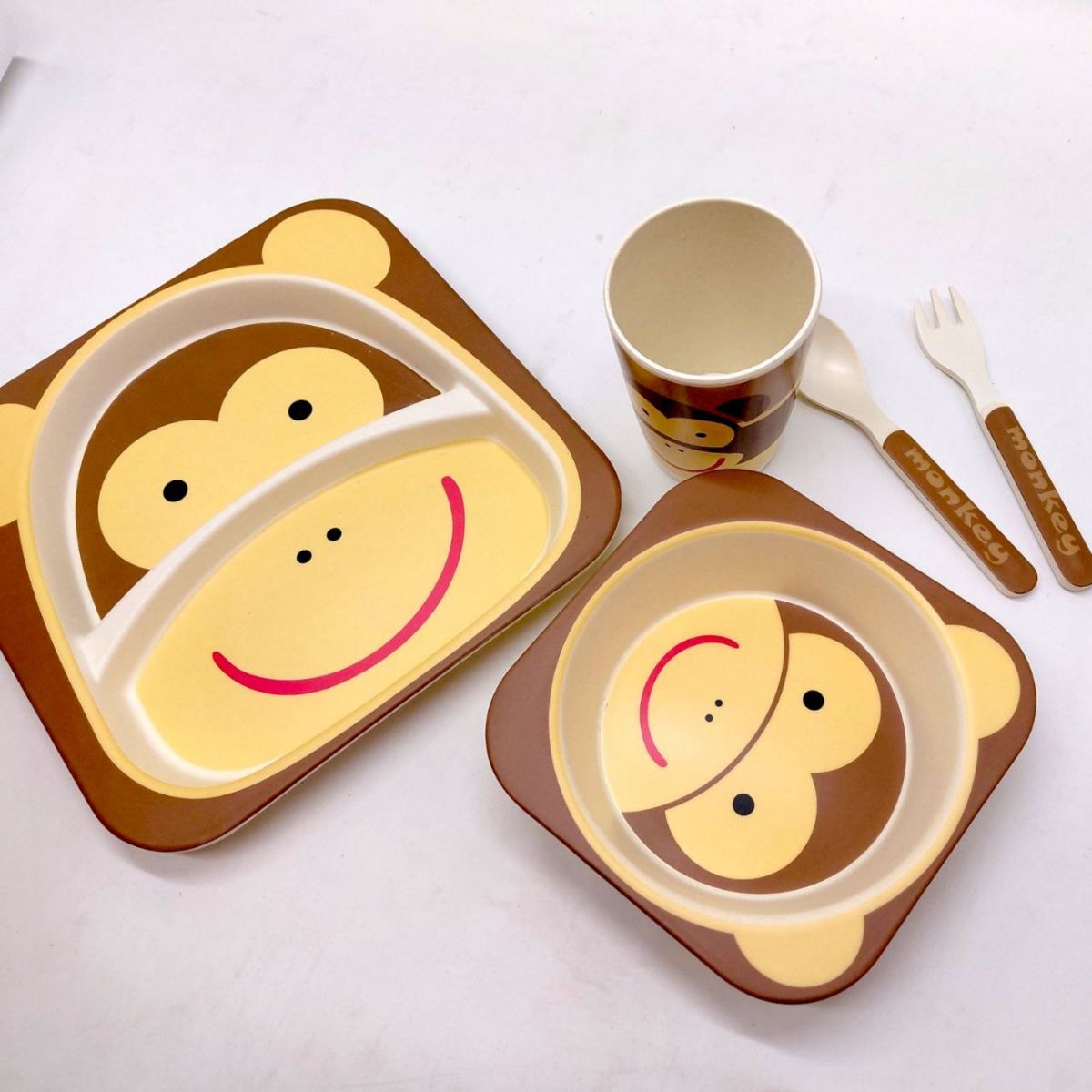 Набір дитячого бамбукового посуду (РОБОТ)  фото 2