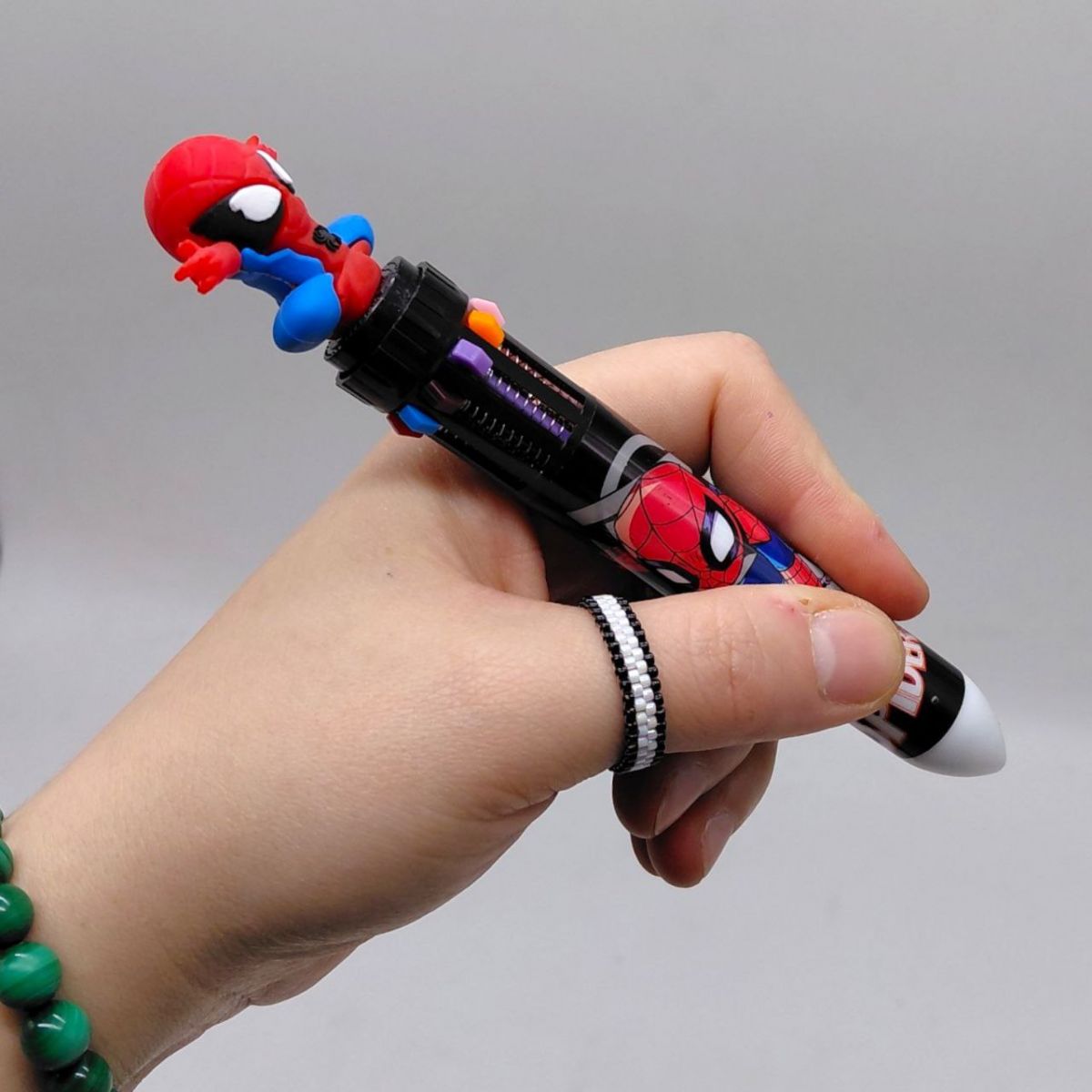 Ручка (пишет разными цветами) Человек-паук  фото 2