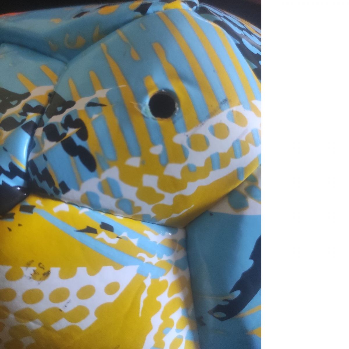 Уцінка.  Мяч футбольний №5, EVA 350 гр (БЛАКИТНИЙ) ВІдслойка матеріалу в середині  фото 2