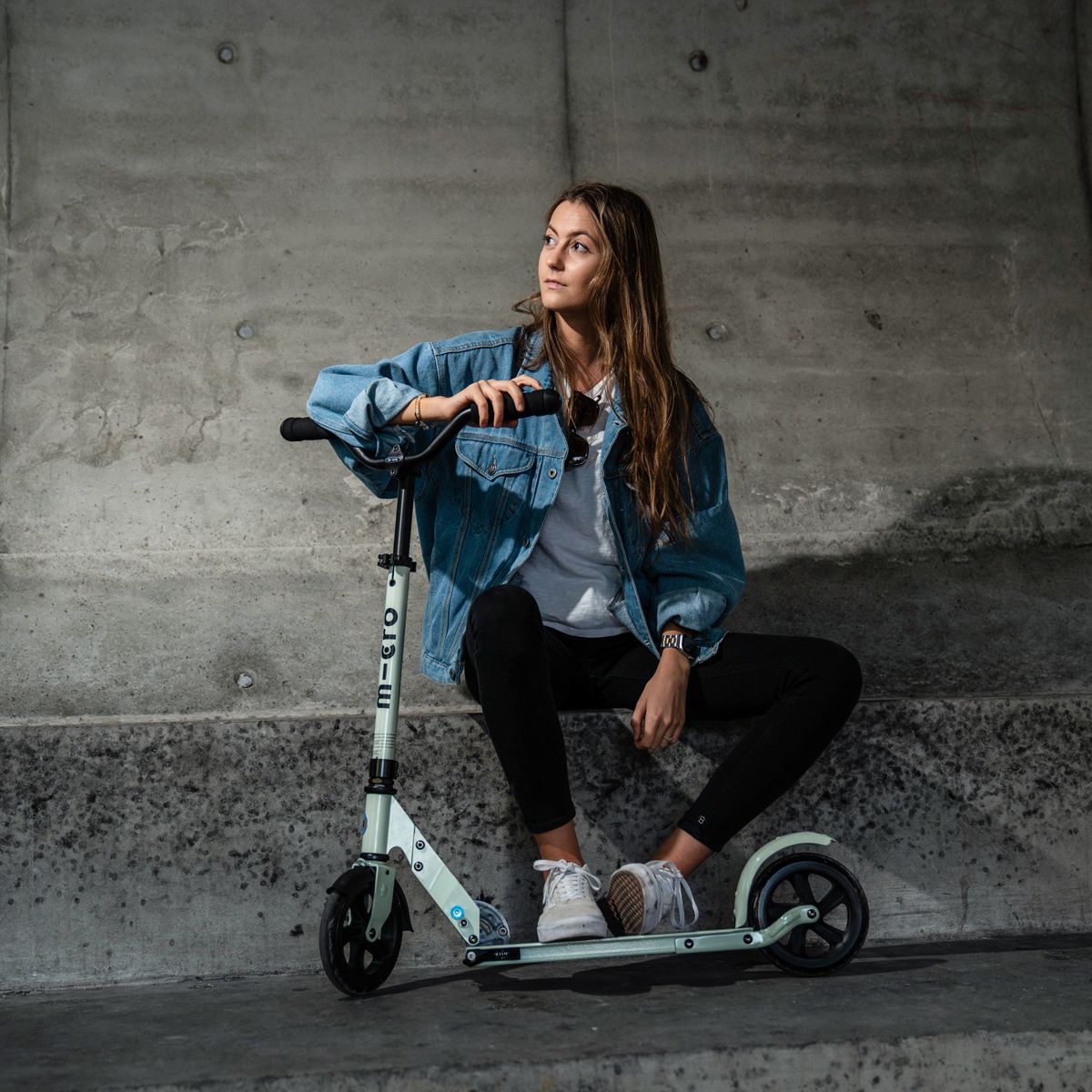 Самокат Micro серии Speed Deluxe - Цвет зеленой глины  фото 2