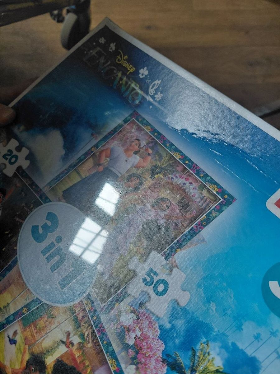 Уценка.  Пазлы 3в1, "Энканто" - Примята коробка  фото 2