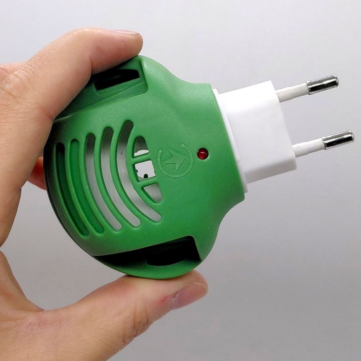 ЕЛЕКТРОФУМІГАТОР + РіІДИНА ВІД КОМАРІВ 45 НОЧЕЙ ANTI MOSQUITO  фото 2