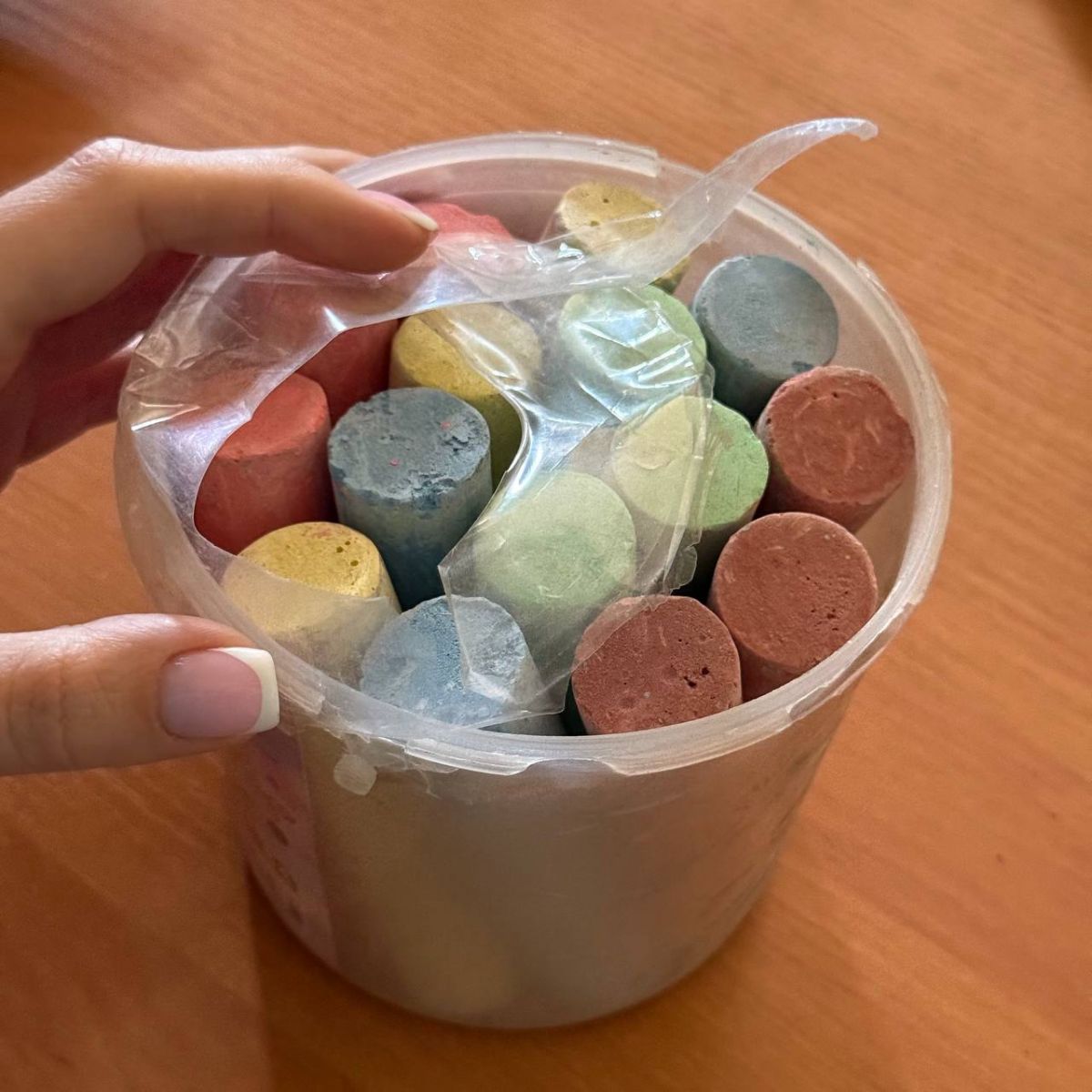 Уценка.  Набор мелков для рисования "Color chalk jumbo" (15 шт) - Лопнута слюда упаковки  фото 2