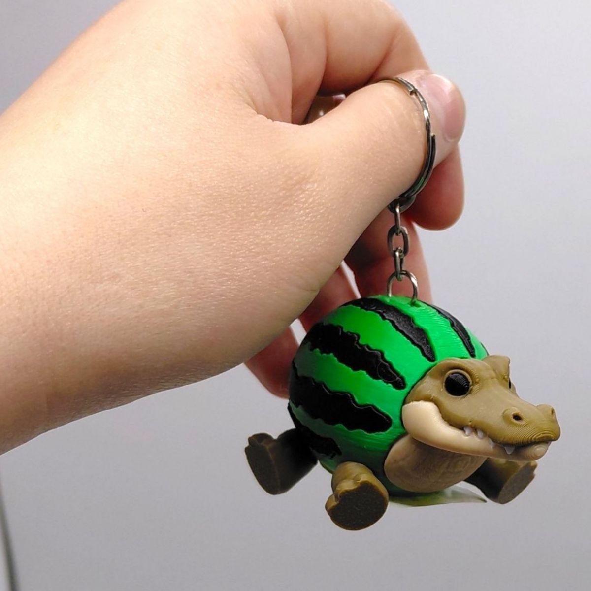 Брелок (3d печать) "БРЕЙНРОТ.  ГЛОРБО ФРУТТОДРИЛЬ", 7 см  фото 2