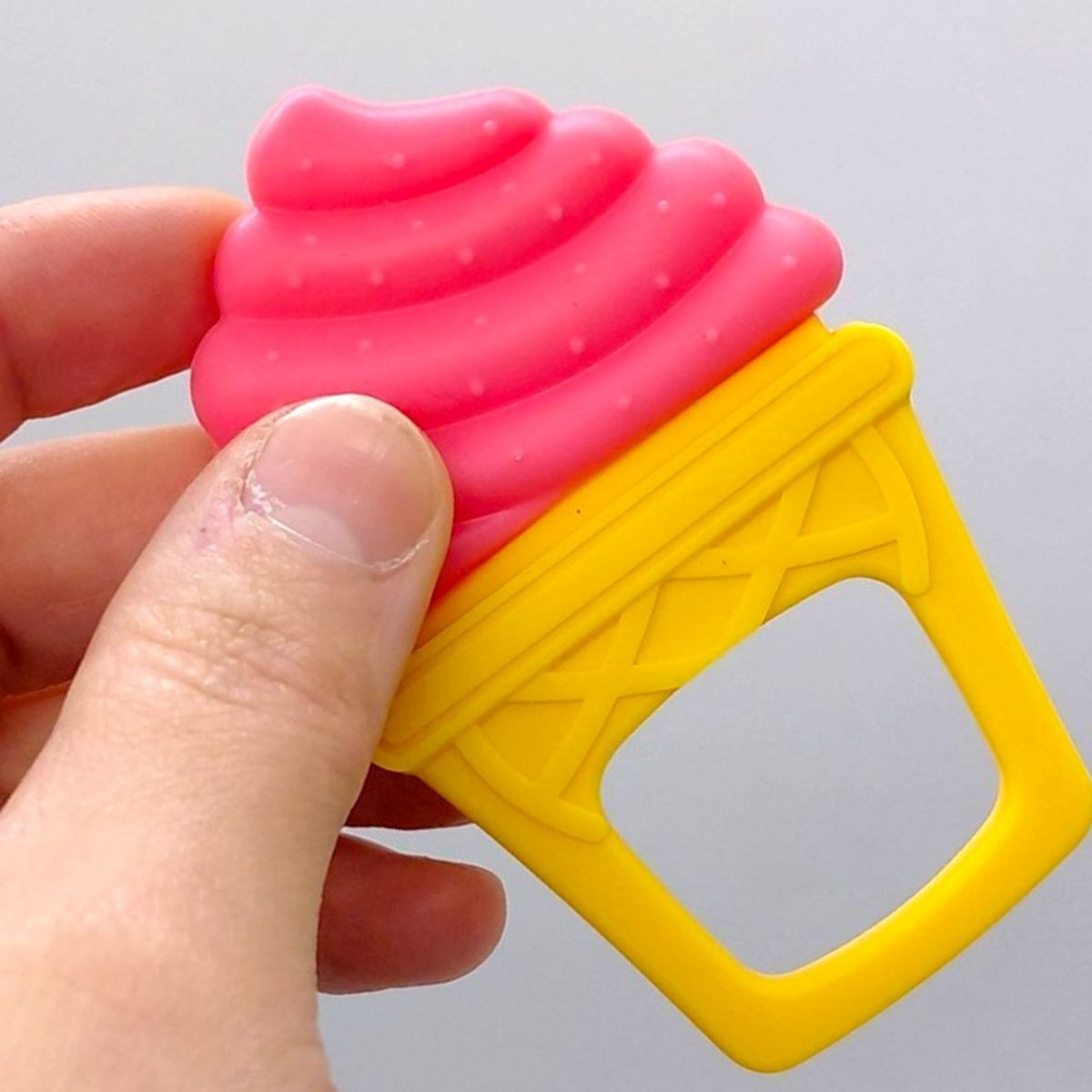 Прорезыватель силиконовый "Морозиво" Розовый  фото 2