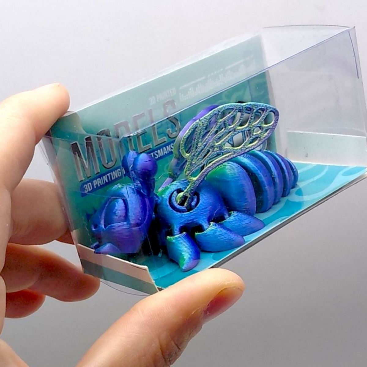 Друкована 3D фігурка бджола, у боксі (ФІОЛЕТОВИЙ), 3D друк  фото 2