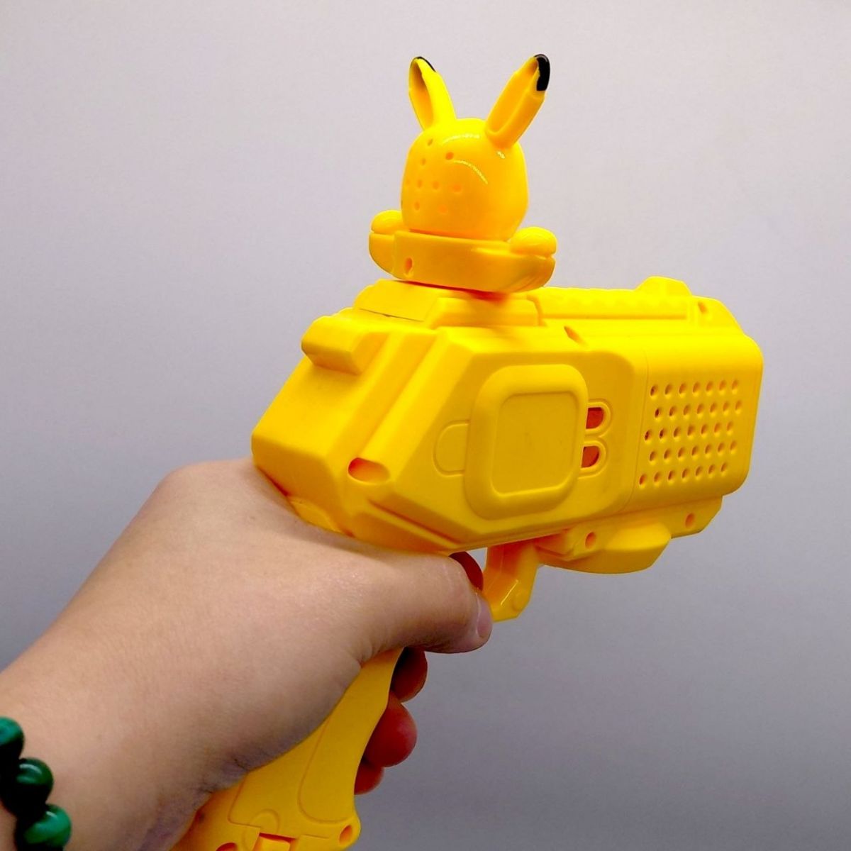Пистолет с мыльными пузырями "ПИКАЧУ / PIKACHU", желтый  фото 2