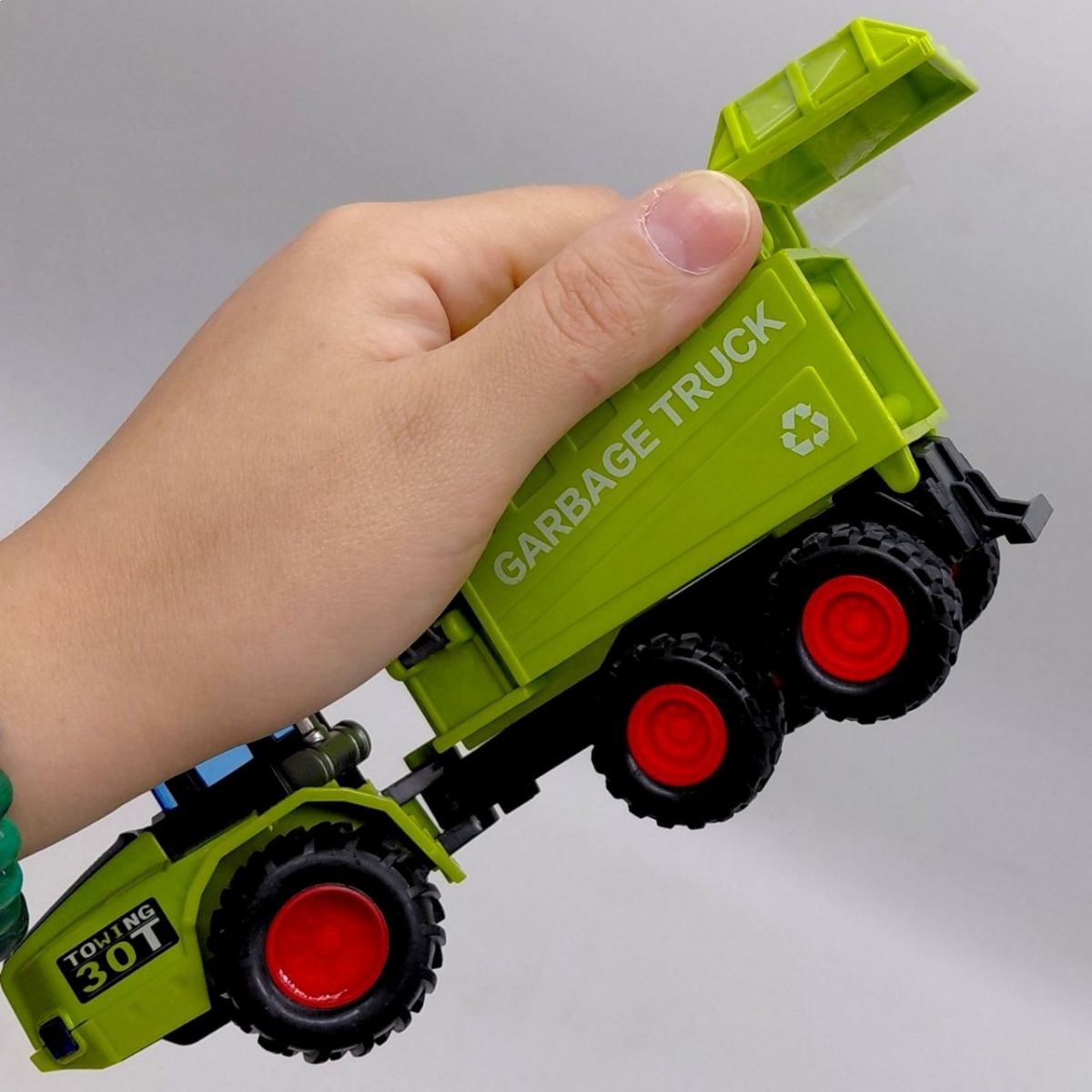 Трактор металлический инерционный YG Toys (Зеленый)  фото 2