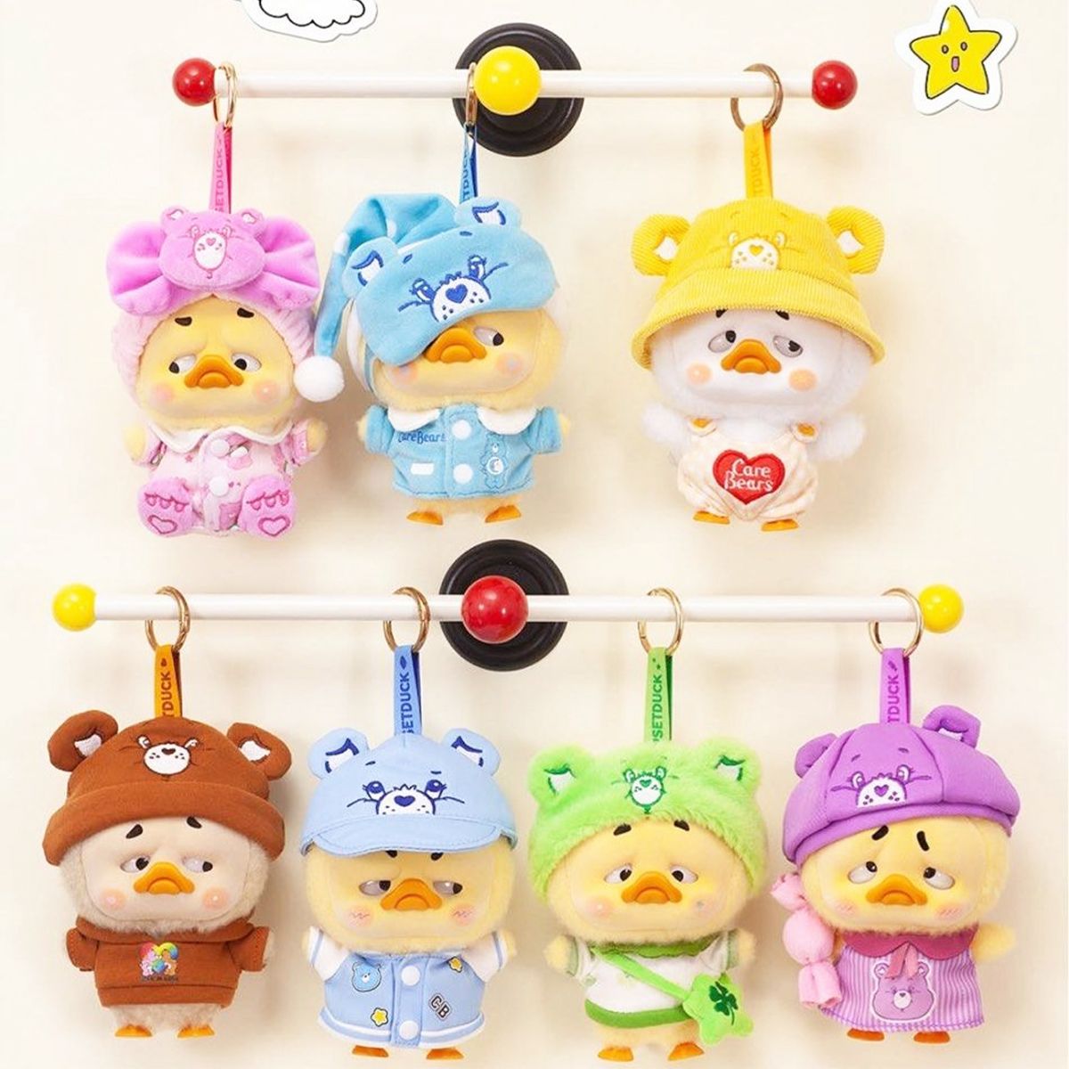 Коллекционная мягкая игрушка с кольцом POP TOP 1983toys серии Upset Duck x Care Bears - Будь радугой  фото 2