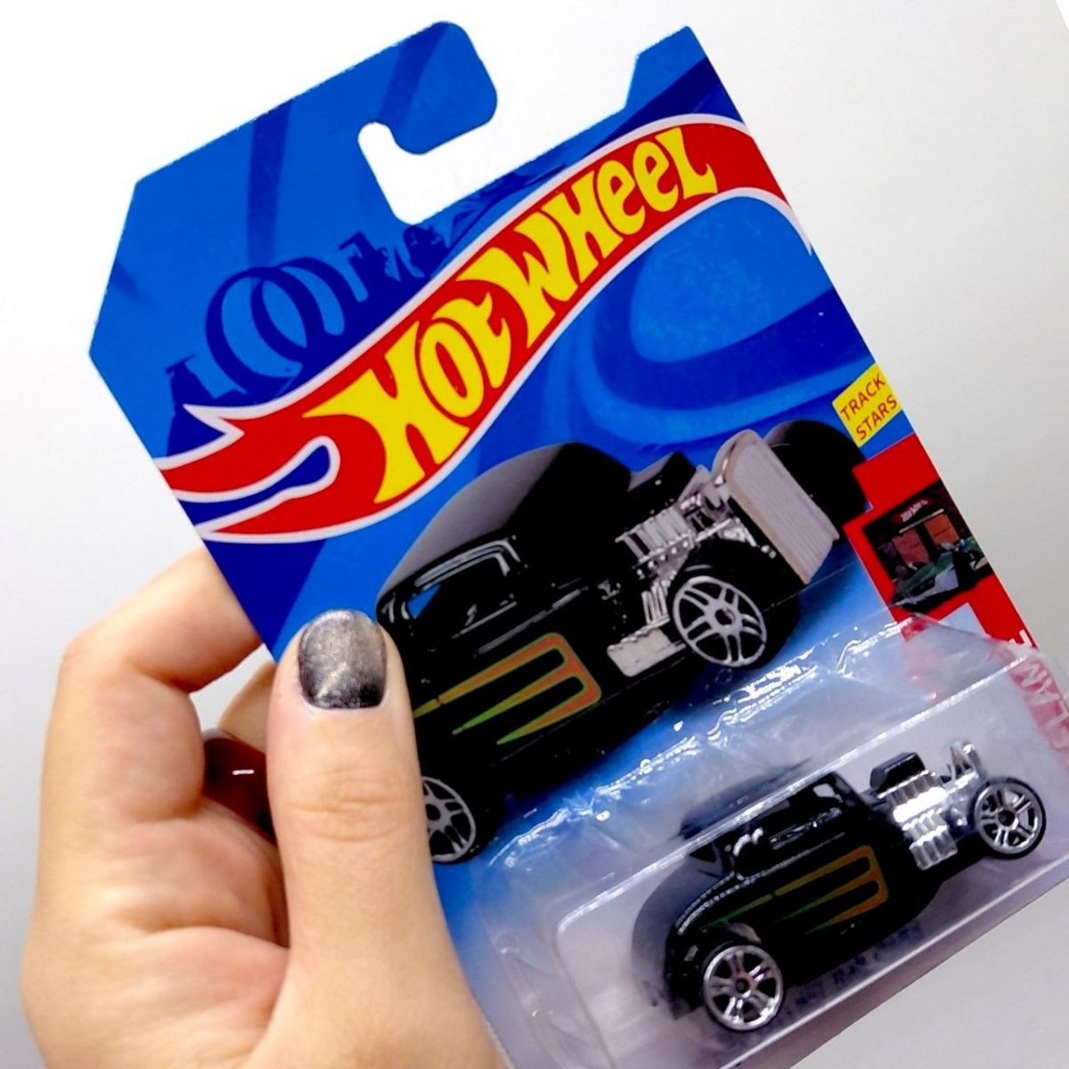 Машинка "Hot Wheel" ВИДАЄТЬСЯ МІКС ВИДІВ  фото 2
