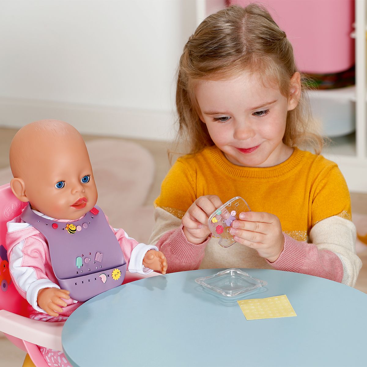 Нагрудник для куклы Baby Born серии Pinplay – Стильное кормление  фото 2