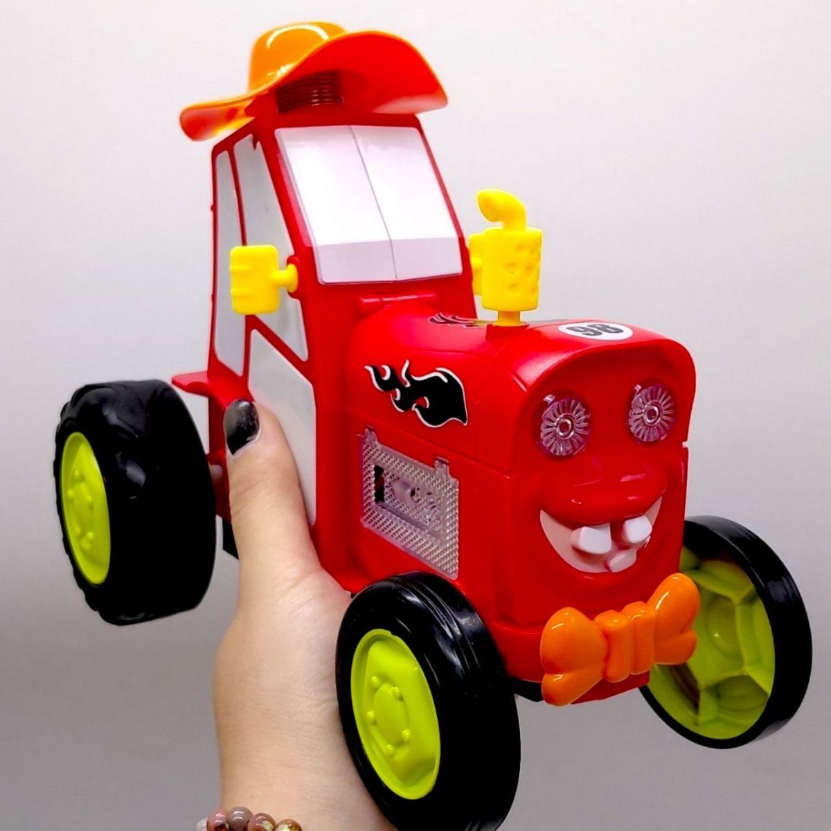 Трактор танцюючий "CrazyCar" на радіокеруванні, акум. USB. , музика, світло, танцює кор. 24x14x16см (ЧЕРВОНИЙ)  фото 2
