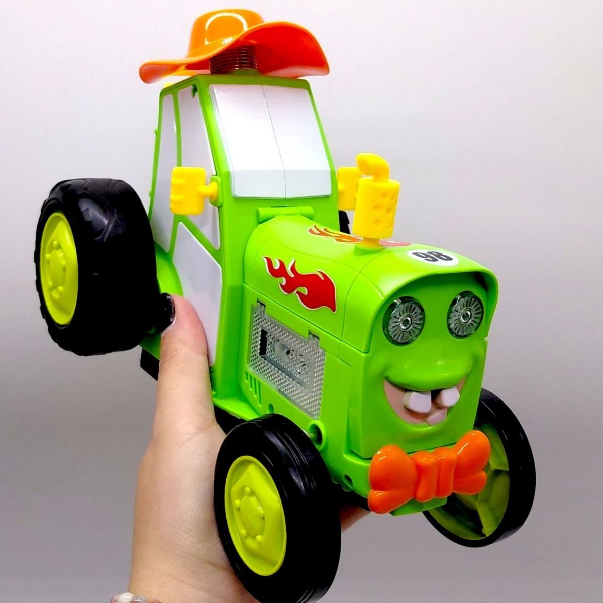 Трактор танцюючий "CrazyCar" на радіокеруванні, акум. USB. , музика, світло, танцює кор. 24x14x16см (ЗЕЛЕНИЙ)  фото 2