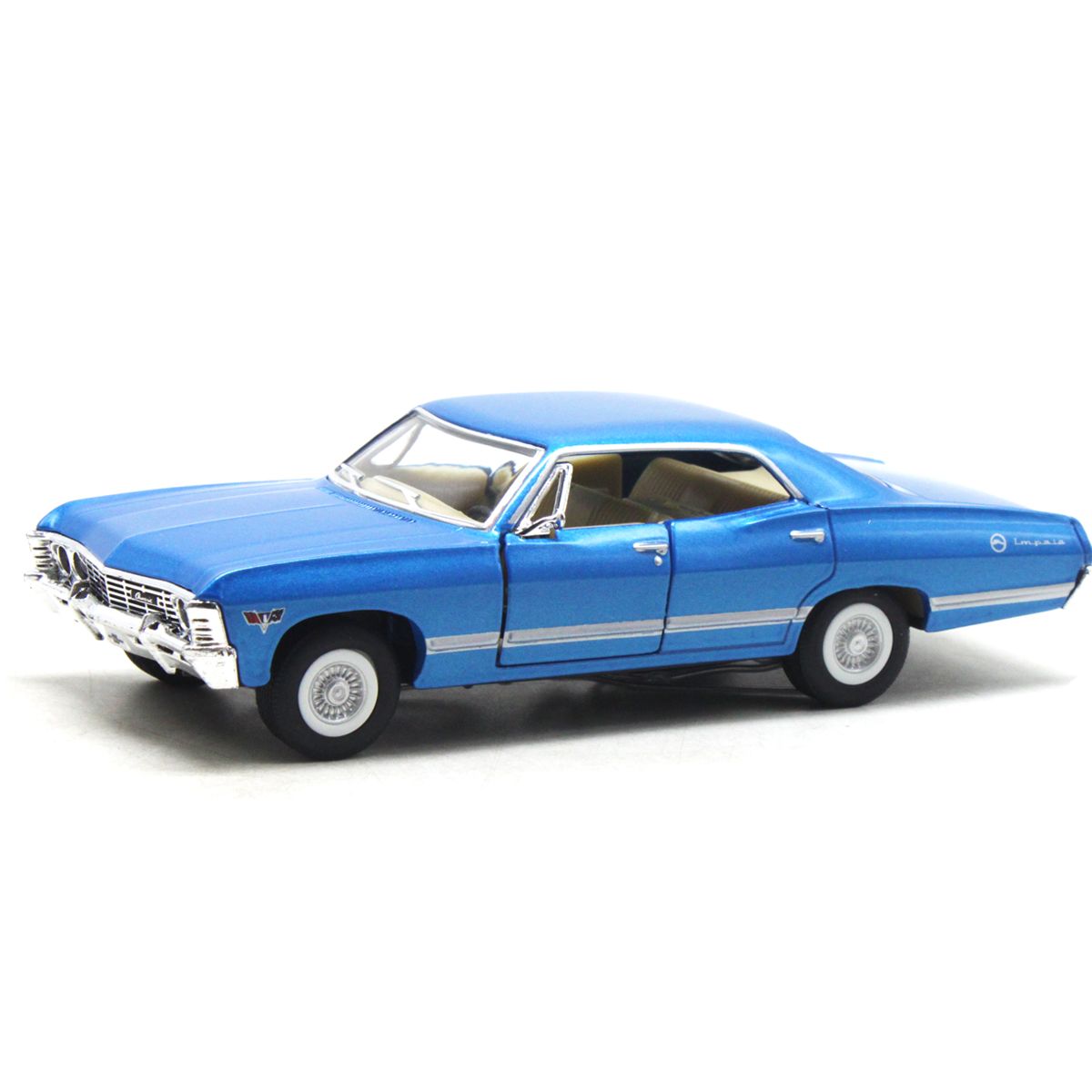 Машинка металлическая "Chevrolet Classic Impala 1967", голубой