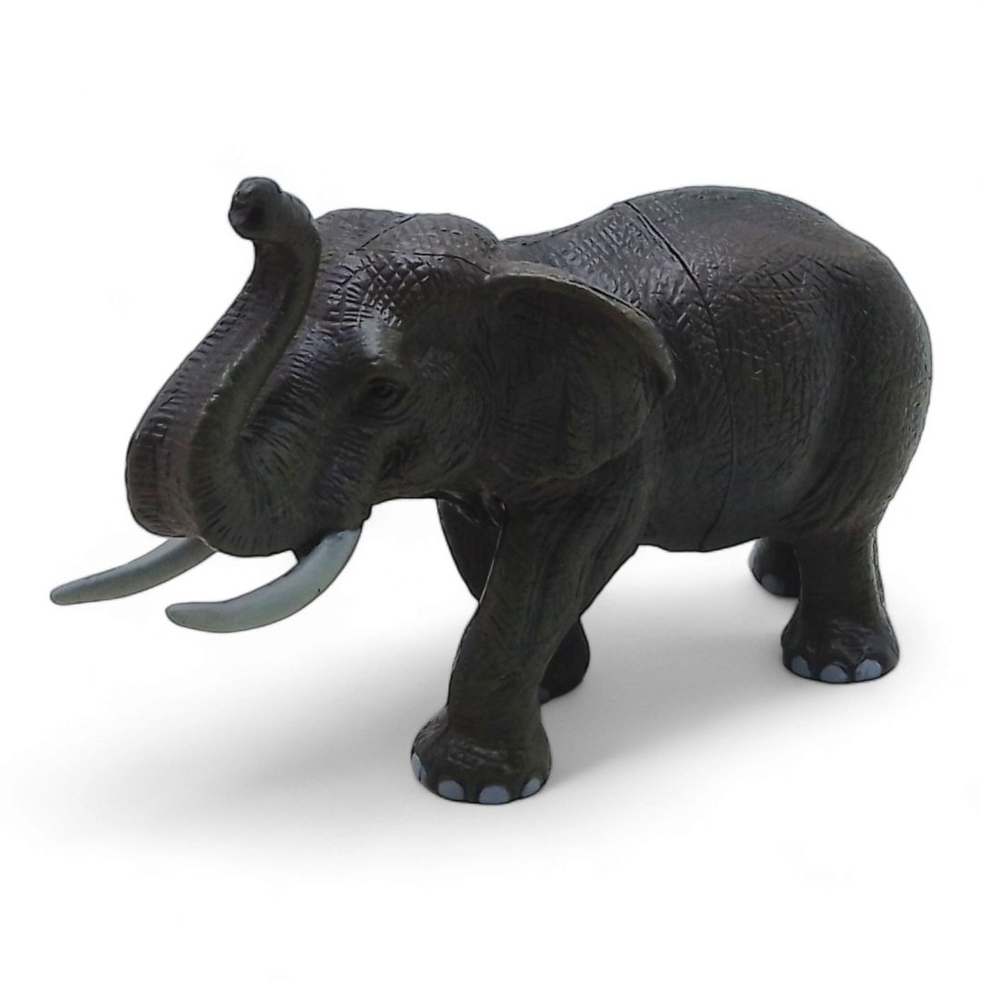 Игровая фигурка "Животный мир: Слон"