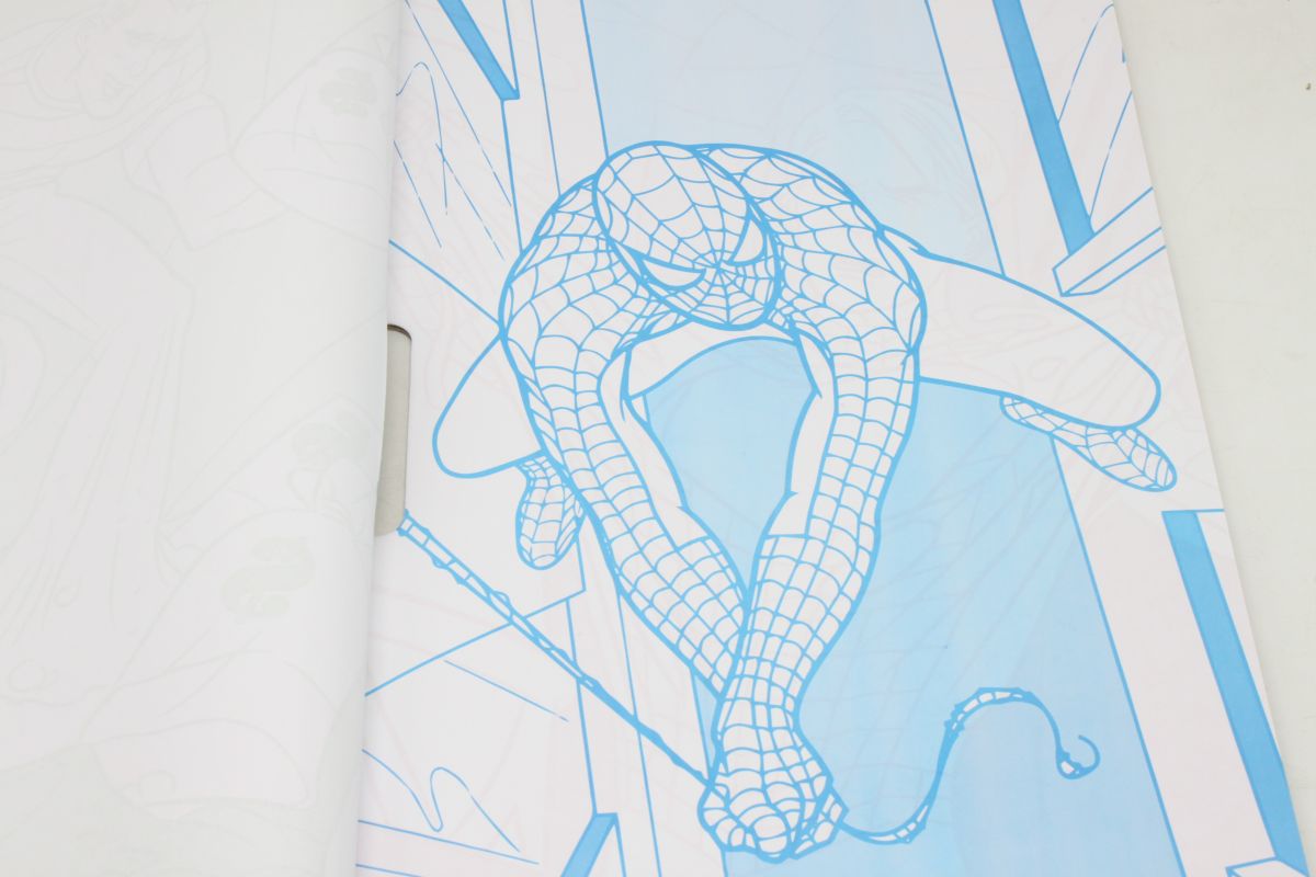 Мега розмальовка "Людина Павук" з наклейками